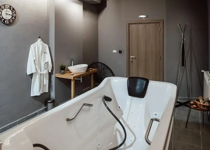 Hotel The Five Elements And