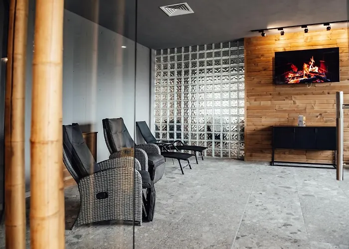 The Five Elements And 4*